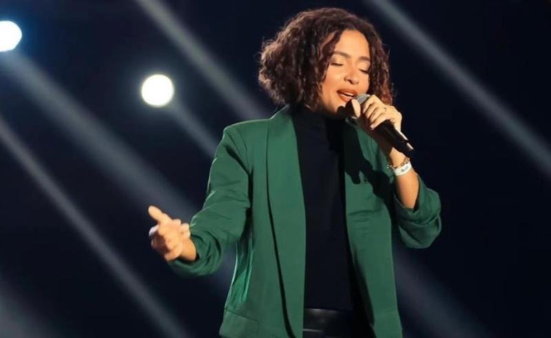 Tirza Almeida retoma ministério após destaque nacional no Canta Comigo 6 e emociona público com sua voz marcante
