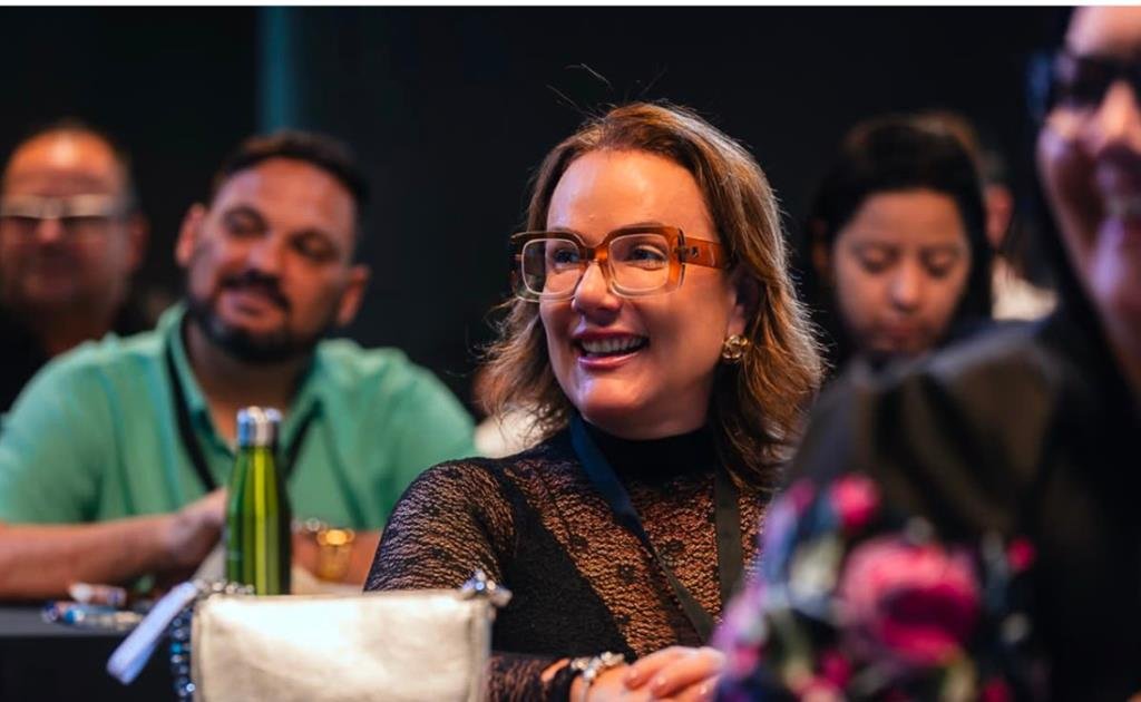 Quem é Clariane Rossi? A especialista financeira que já ajudou mais de 5 mil brasileiros a conquistarem melhores oportunidades de crédito